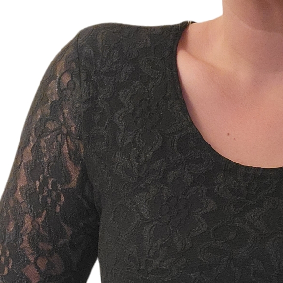 Black lace long sleeve mini dress - Picture 2 of 2